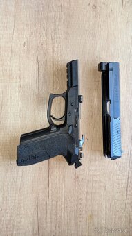 Predám Sig Sauer SP2022 9mm - 4