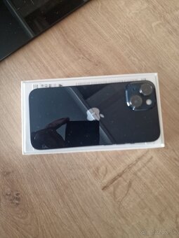 Predám IPHONE 14 256GB - 4
