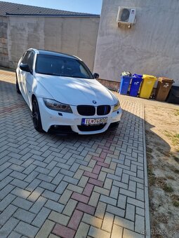 🚗 Predám BMW rad 3 Sedan (E90) 320d LCI M-Packet - 4