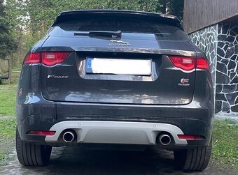 Jaguar F-PACE D300 Sport, nafta, 221kW-300ps rv 2018 - 4