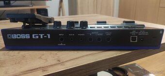 Boss GT-1 Gitarový multiefekt - 4