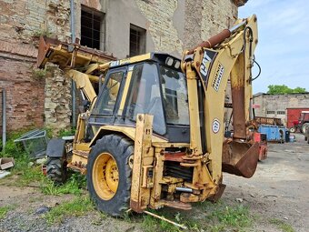 CATERPILLAR 428B 4X4 - 4