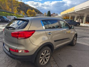 Kia Sportage - 4