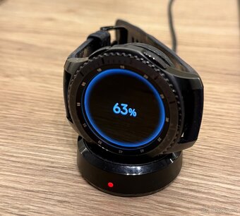 Samsung Galaxy A54 5G a hodinky Samsung Gear S3 - 4
