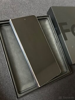 Samsung Galaxy Z FOLD 4 256GB GRAYGREEN - 4