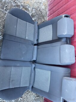 Golf 5 combi sedačky - 4