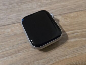 Apple watch se 1 generácie 44mm - 4