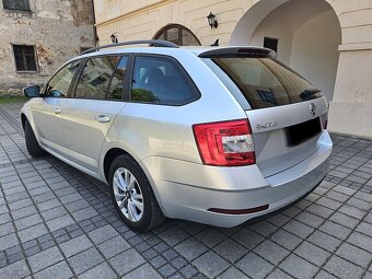 Škoda Octavia Combi 2.0 TDI DSG 4x4 F1 Sport DVD Webasto - 4