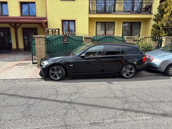BMW - 4