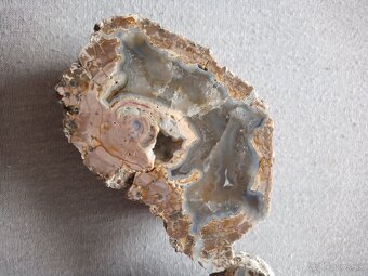 Minerály 8 - 4