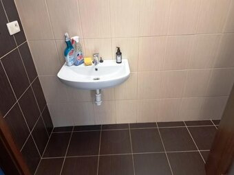 Na prenájom moderné podnikateľské priestory v centre mesta L - 4