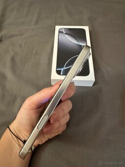 iPhone 16 Pro Max - 4