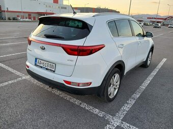 Kia Sportage IV 1,7 CRDi - 4