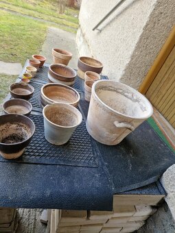 Hlinene kvetinace - 4