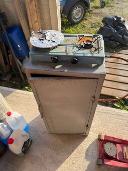 Predám plechovú skrinku - 4