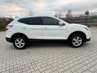 Nissan Qashqai - 4