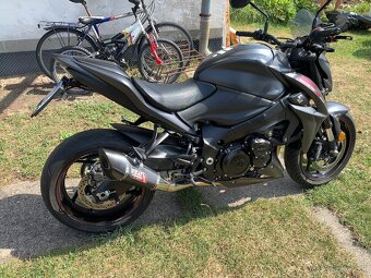 Suzuki GSX-S 1000 - 4