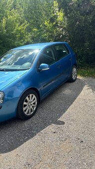 Volkswagen Golf 5 - 4