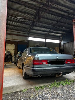 BMW E32 730i 1987 - 4