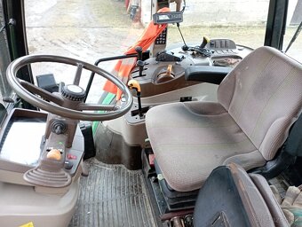 Traktor John Deere 5720 - 4