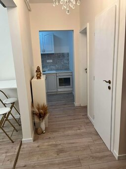 VIVAREAL REZERVOVANÉ 2 izbový byt, výmera 40 m2, balkón, - 4