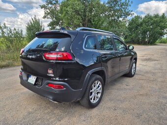 Jeep cherokee - 4