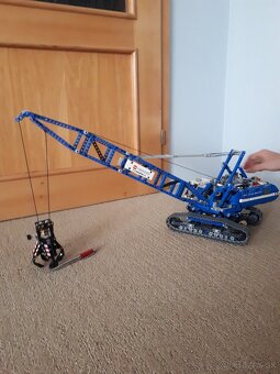 Lego Technic 42042 - 4