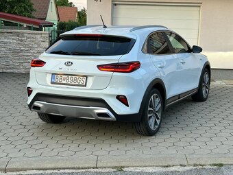 KIA XCeed 1.0 T-GDi Amber - 4