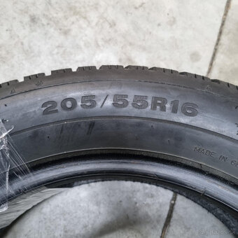 Zimné pneumatiky 205/55 R16 DUNLOP DOT2715 - 4