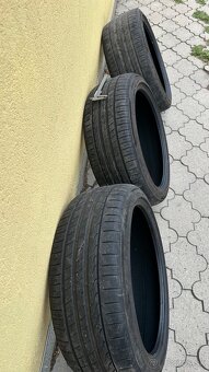 Predam Pnematiky 225/45R19 ako nove 2 kusi a jednu 245/35R19 - 4