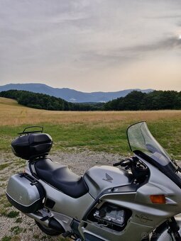 Honda pan european 1100 - 4