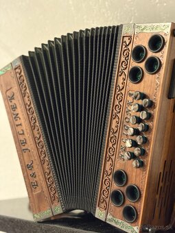 Heligónku Jelinek - 4