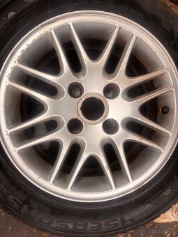 Elektróny 4x108 - 4