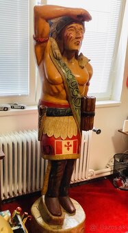 Stará dřevěná socha Indiána 180cm - 4