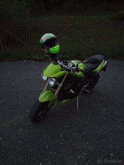 Triumph Street Triple 675 - 4