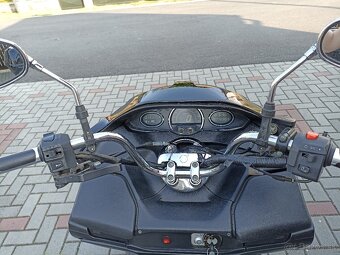 Jinling JLA-925E - 4