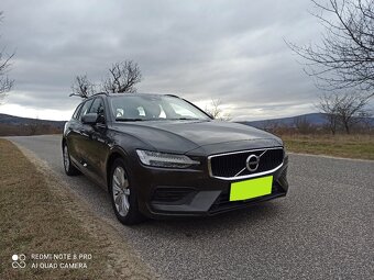 Volvo V60 2.0 benzin, automat, rok 2020 - 4