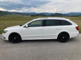 SKODA SUPERB Combi 2.0 TDI FULL VYBAVA - 4