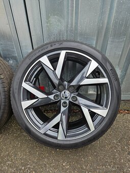 Letní alu kola Aniara 19" Škoda Superb 235/40 R19 - 4