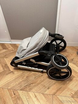 Cybex balios s lux 2023 lava grey - 4