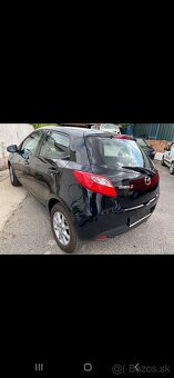 MAZDA 2 1,3 BENZÍN ROK 2009 - 4