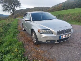Volvo v50 - 4