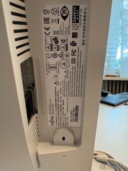 FUJITSU 24" Monitor B24-8-TE Pro - používaný mesiac - top - 4