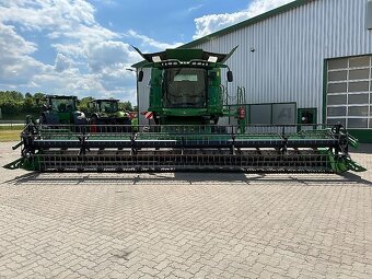 John Deere S780 - 4
