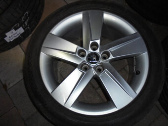 Alu disky Škoda 5x100, pneu 215/45 R16 č.12d - 4