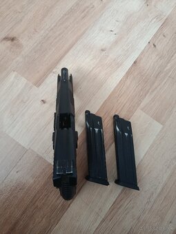 Airsoft Cz p-09 blowback gbb - 4