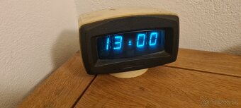 Digitrónové hodiny - 4