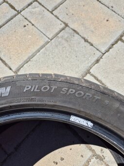 Michelin Pilot Sport 5 225/45 R18 - 4