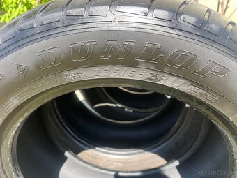 Predám 235/55 Z R17 pneu - 4