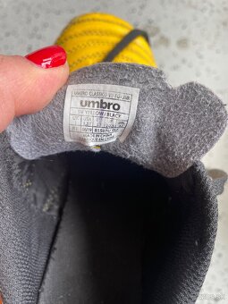 Umbro kopačky 33 - 4